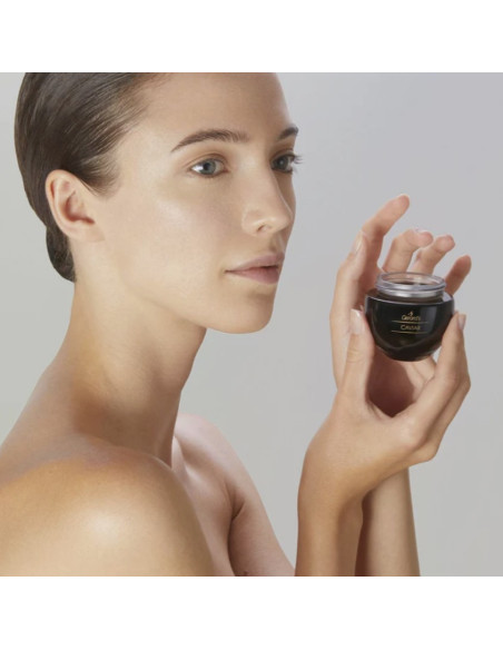 CAVIAR Näokreem, pinguldav-stimuleeriv, päevakreem, SPF8 50ml