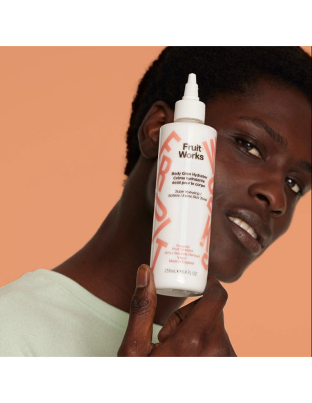 FRUIT WORKS kehakreem sära andmiseks 250ml